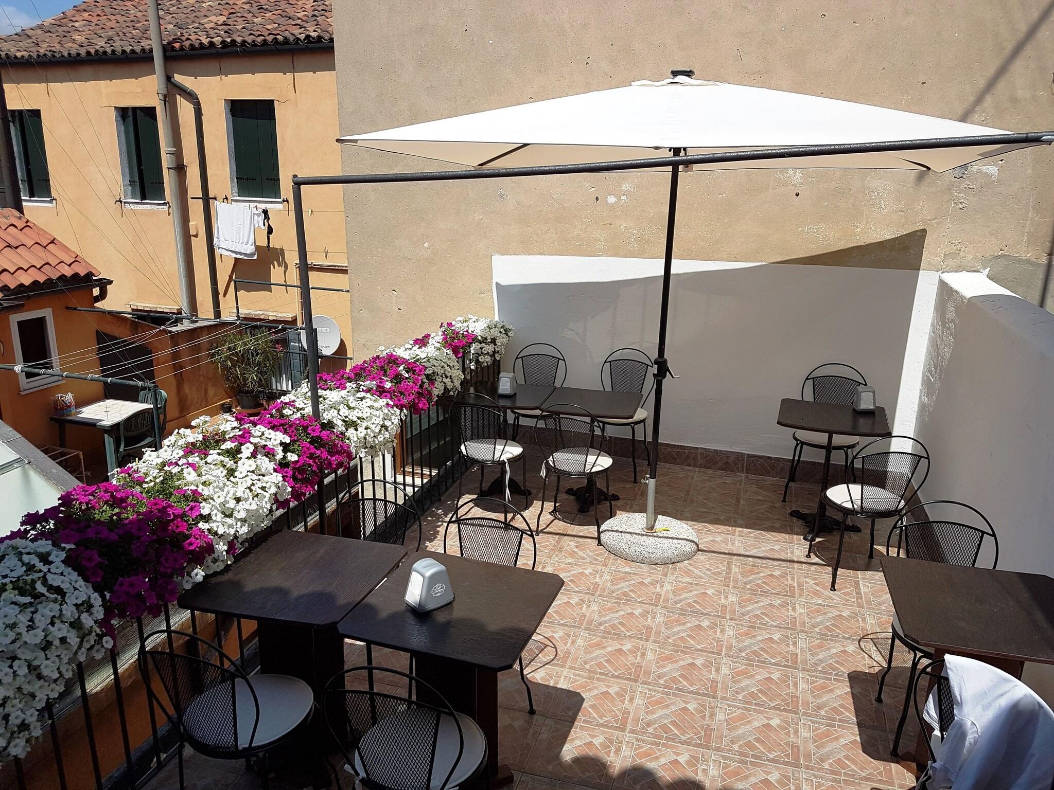 Al Portico Guest House