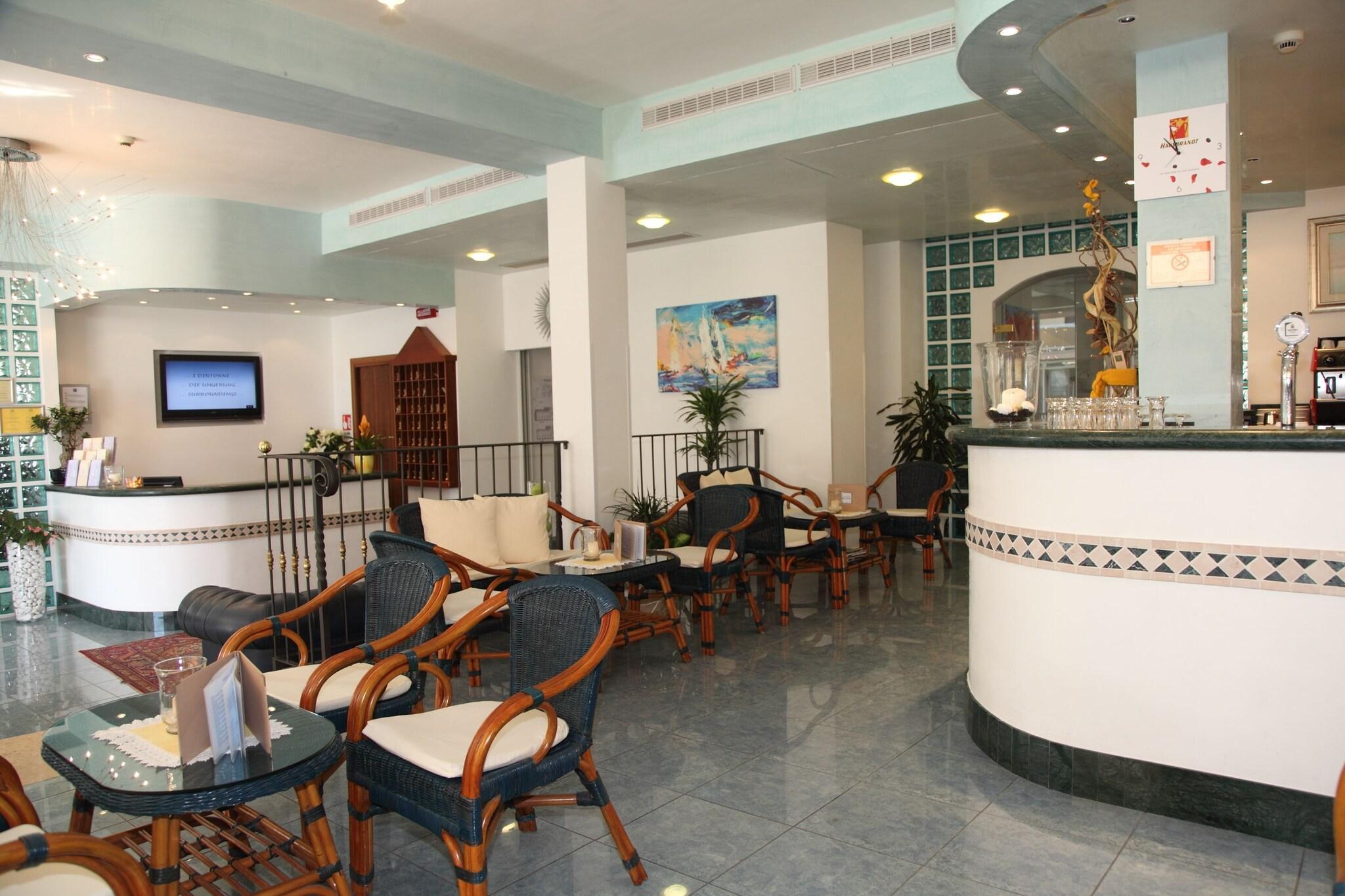 Hotel Bellevue - photo