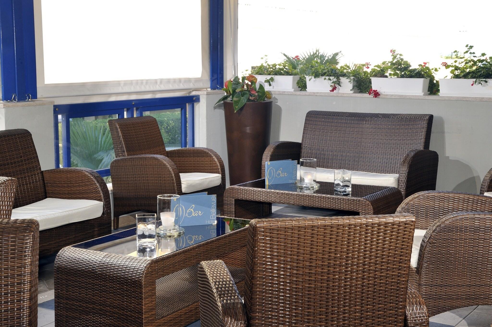 Hotel Bellevue - photo