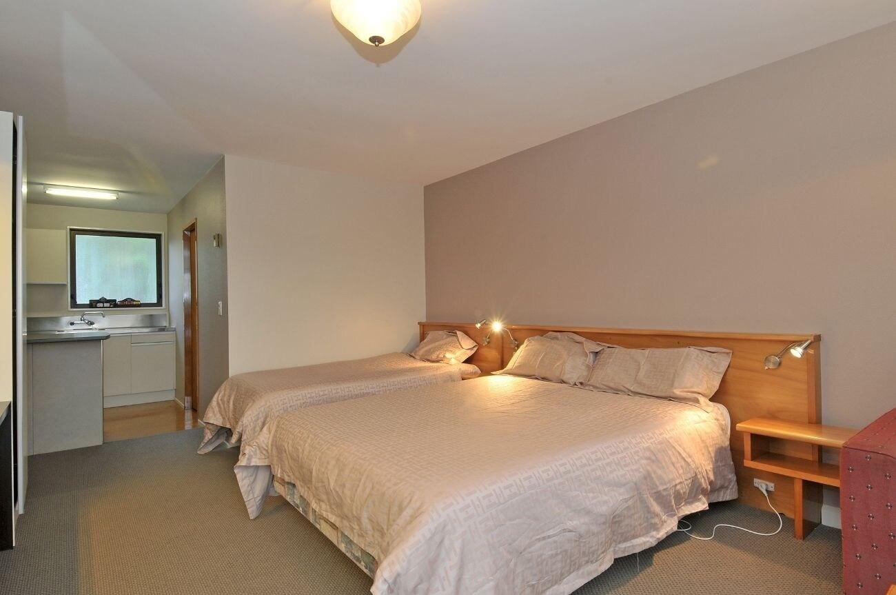 Aotea Lodge