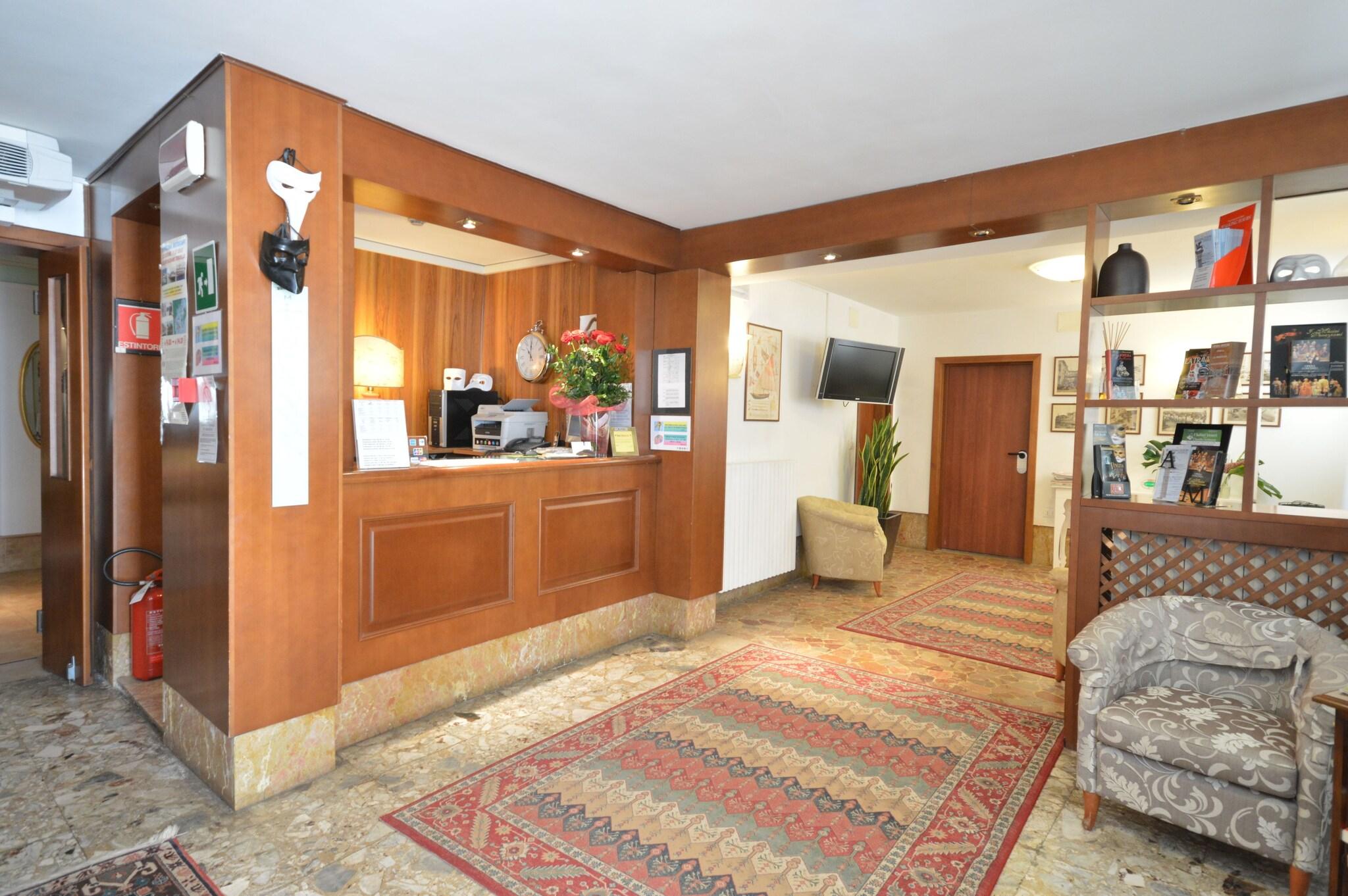 Albergo Marin - photo