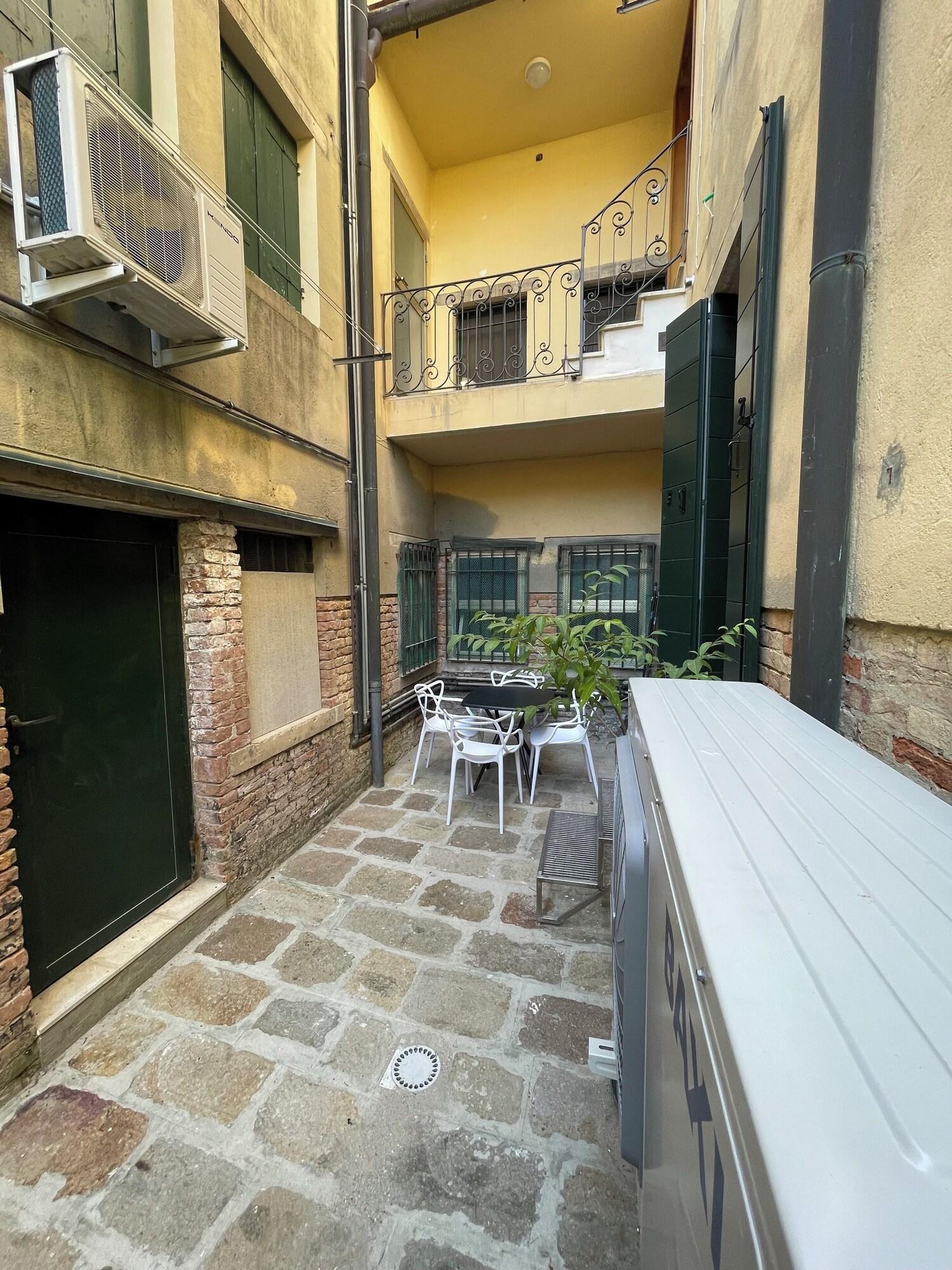 Albergo Marin - photo