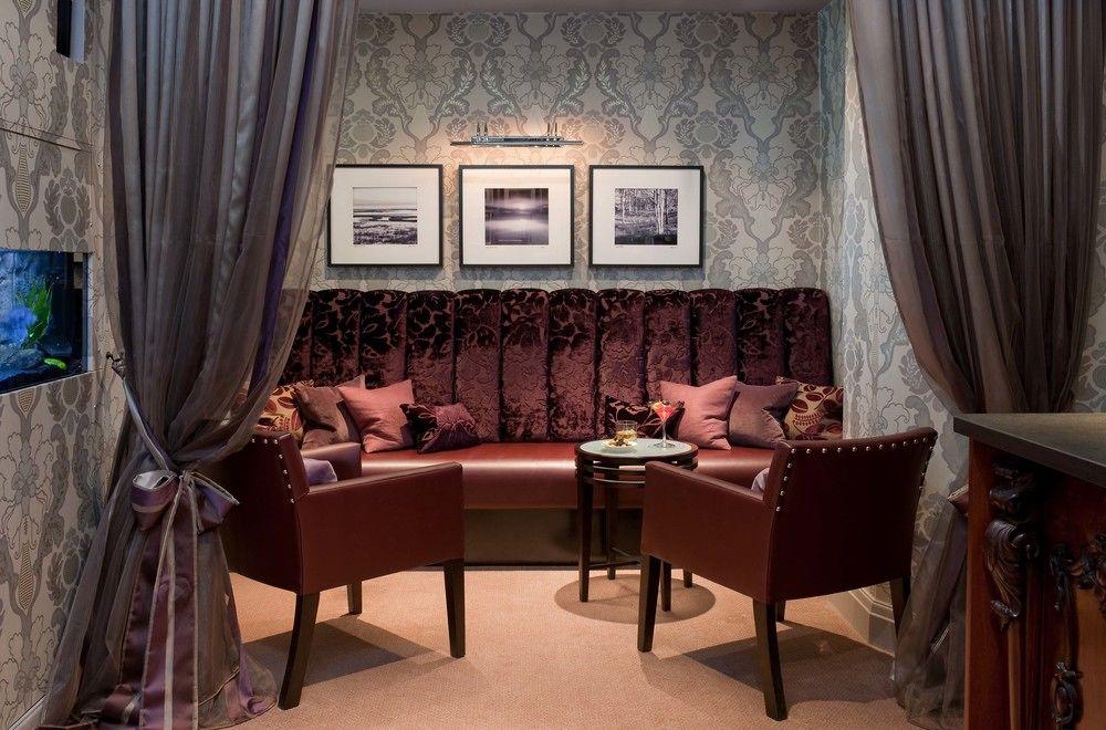 Linthwaite House by null