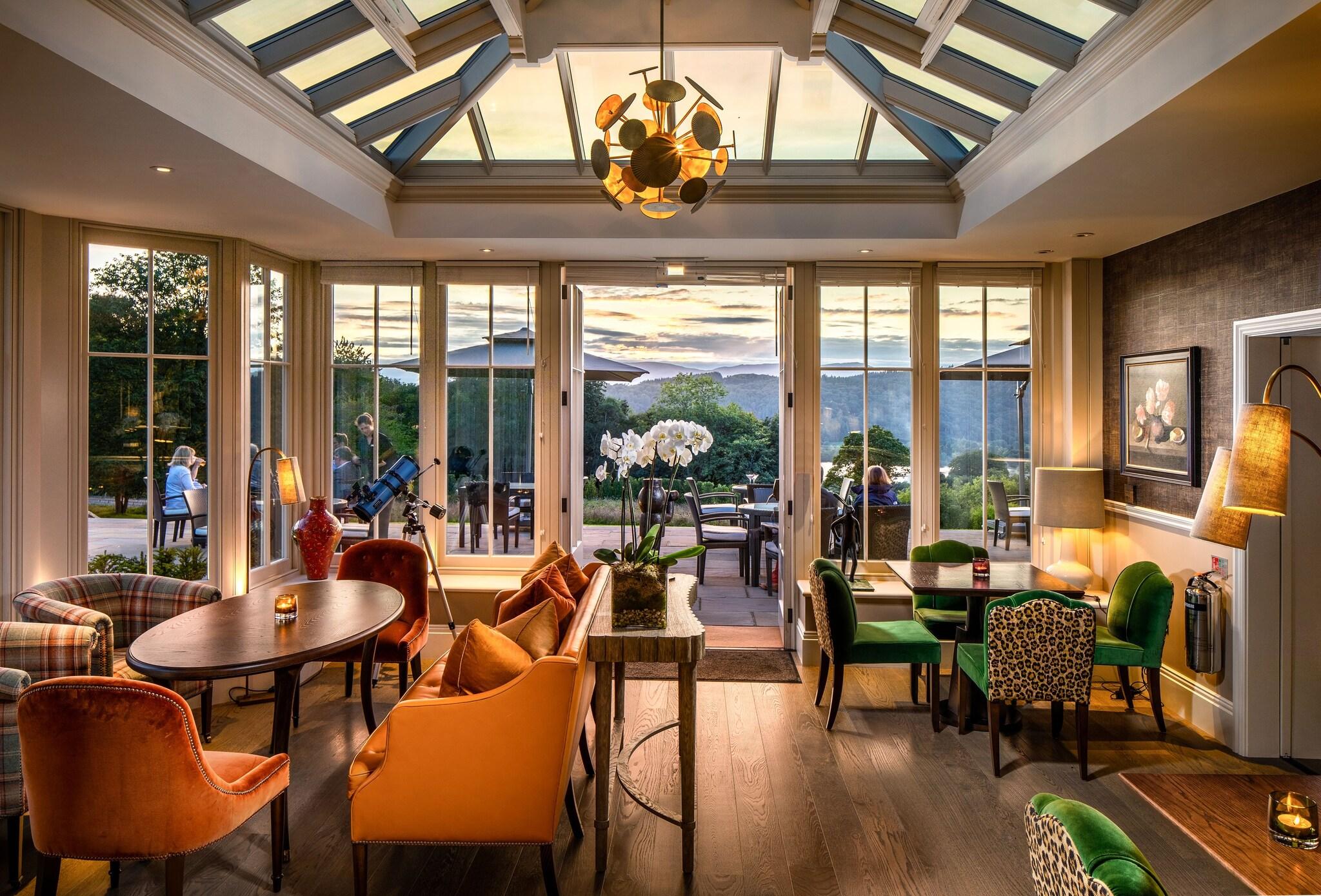 Linthwaite House by null