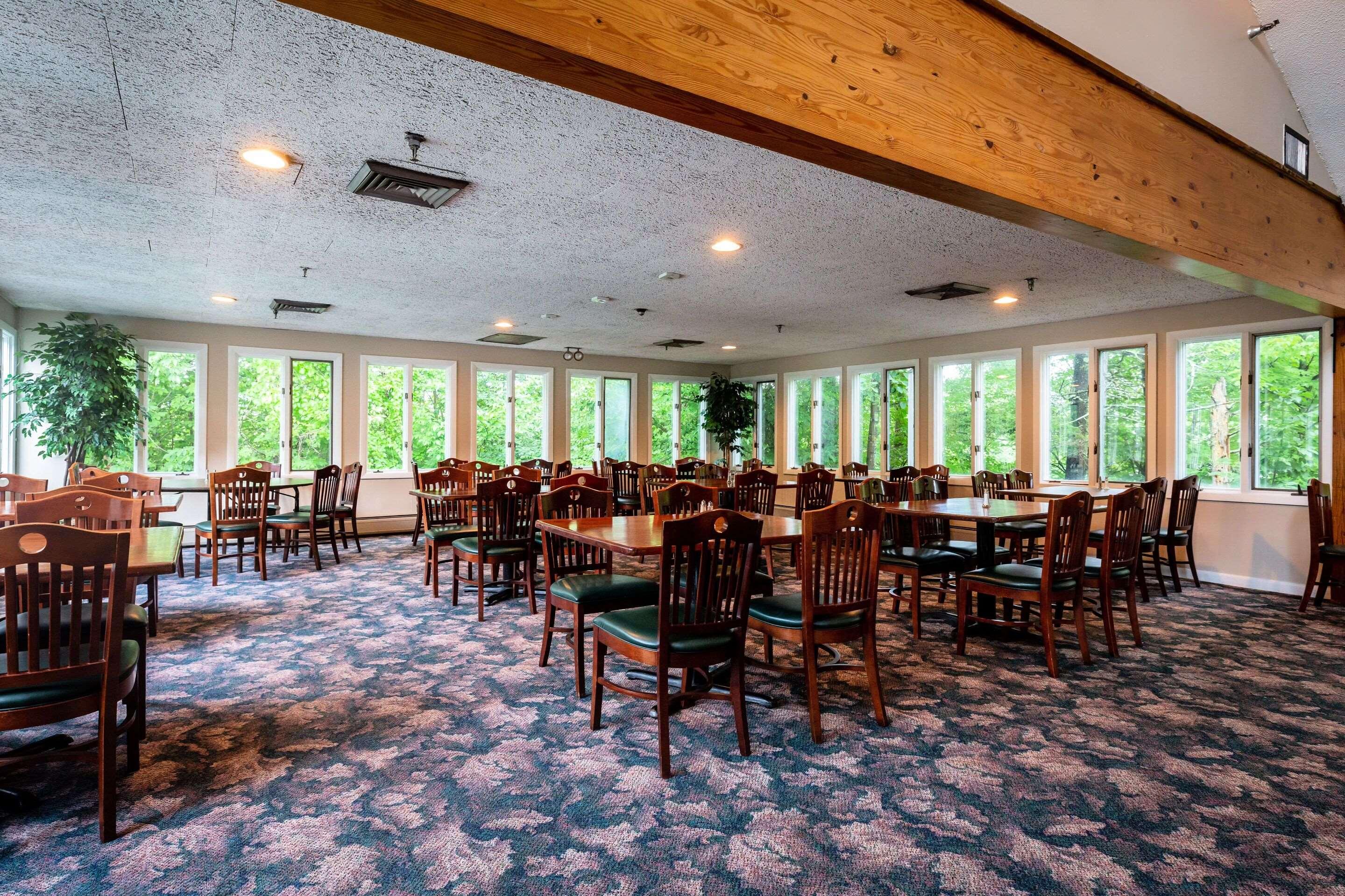 The valley Inn Ascend Collection
