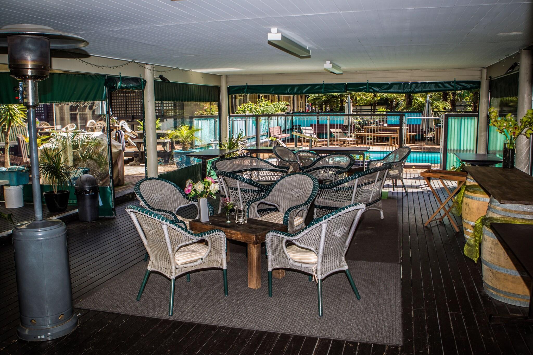 Woodlands Motel & Conference Venue