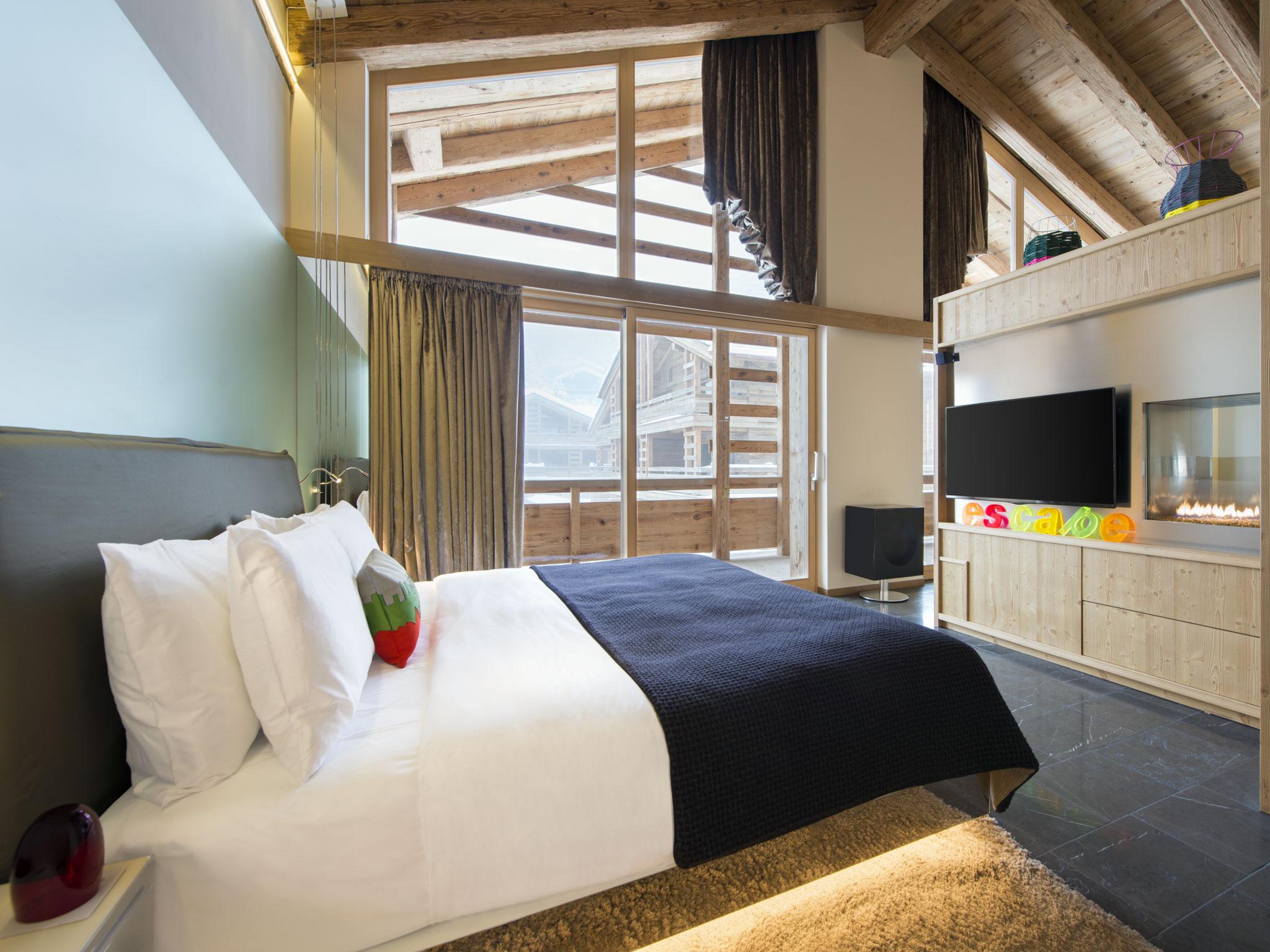W Verbier by null