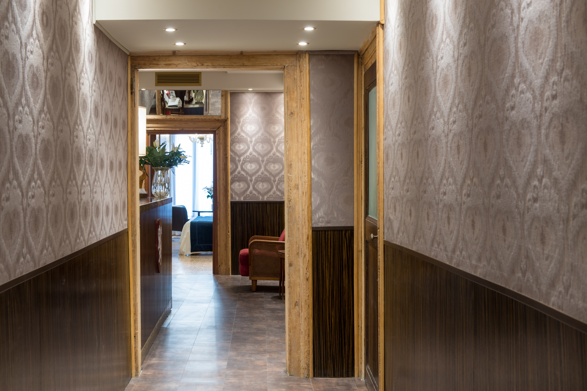 Leon Bianco On The Grand Canal - photo