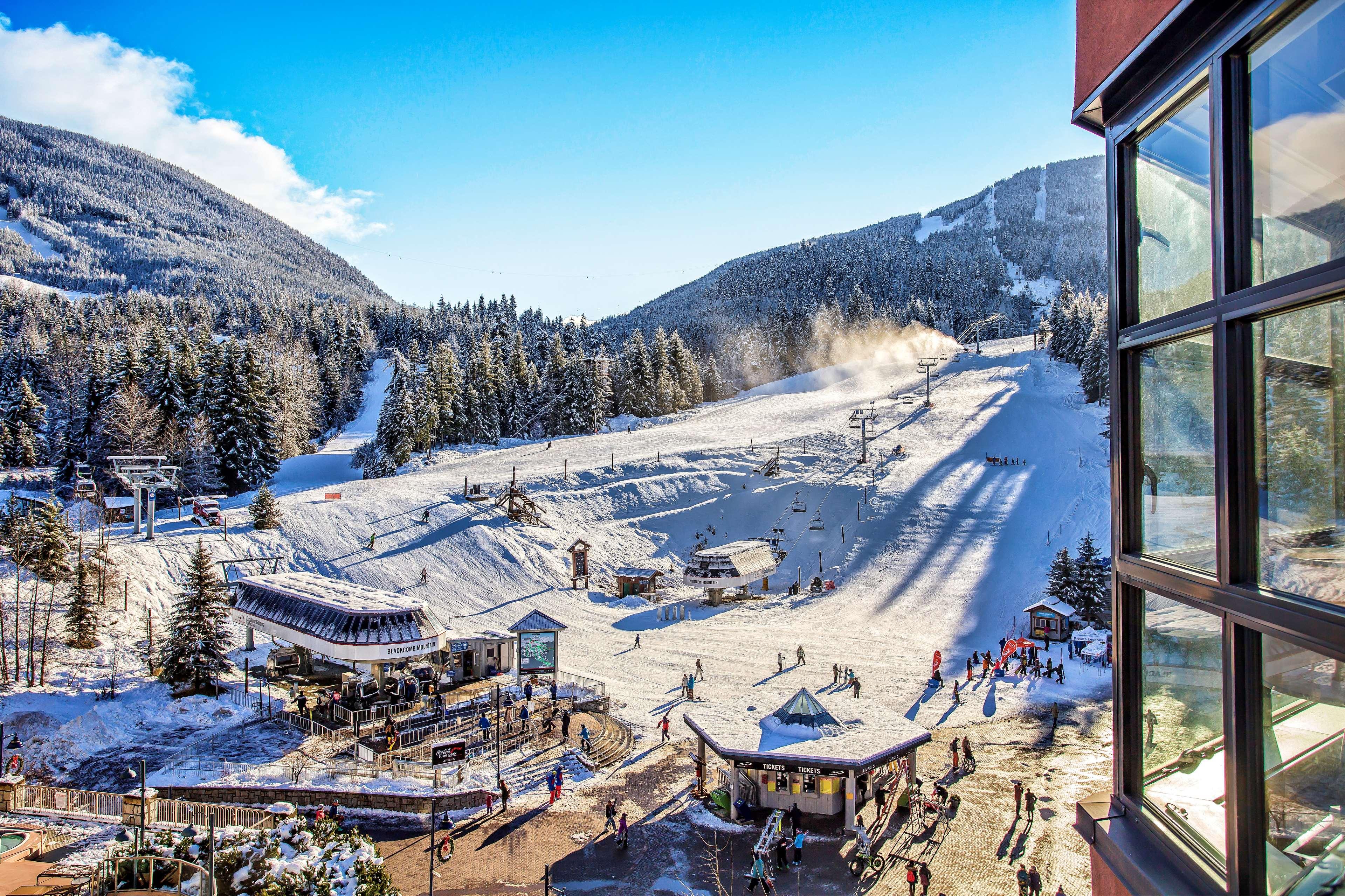 Sundial Hotel by null