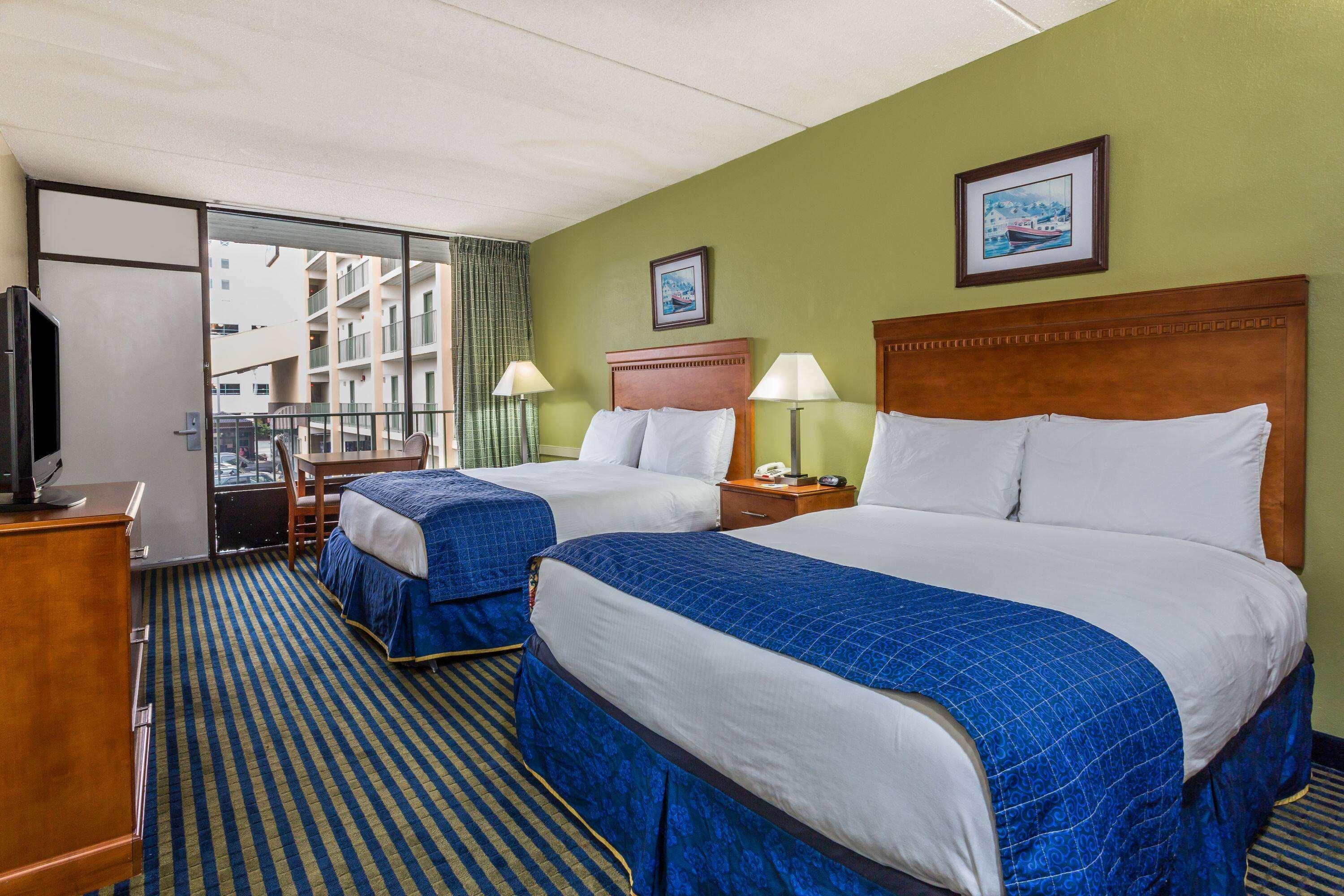Days Inn By Wyndham Virginia Beach At The Beach