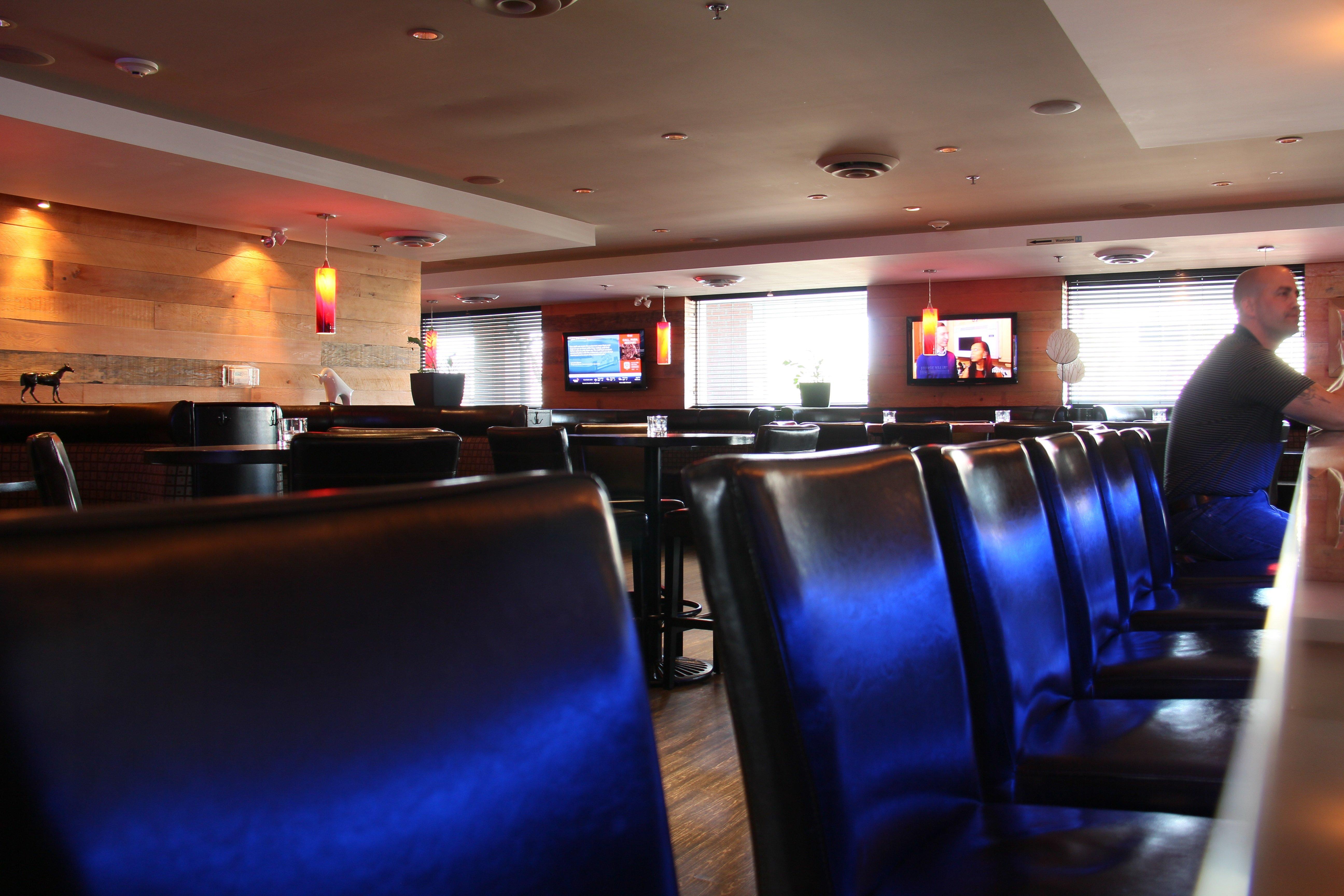 Holiday Inn & Suites Surrey East - Cloverdale