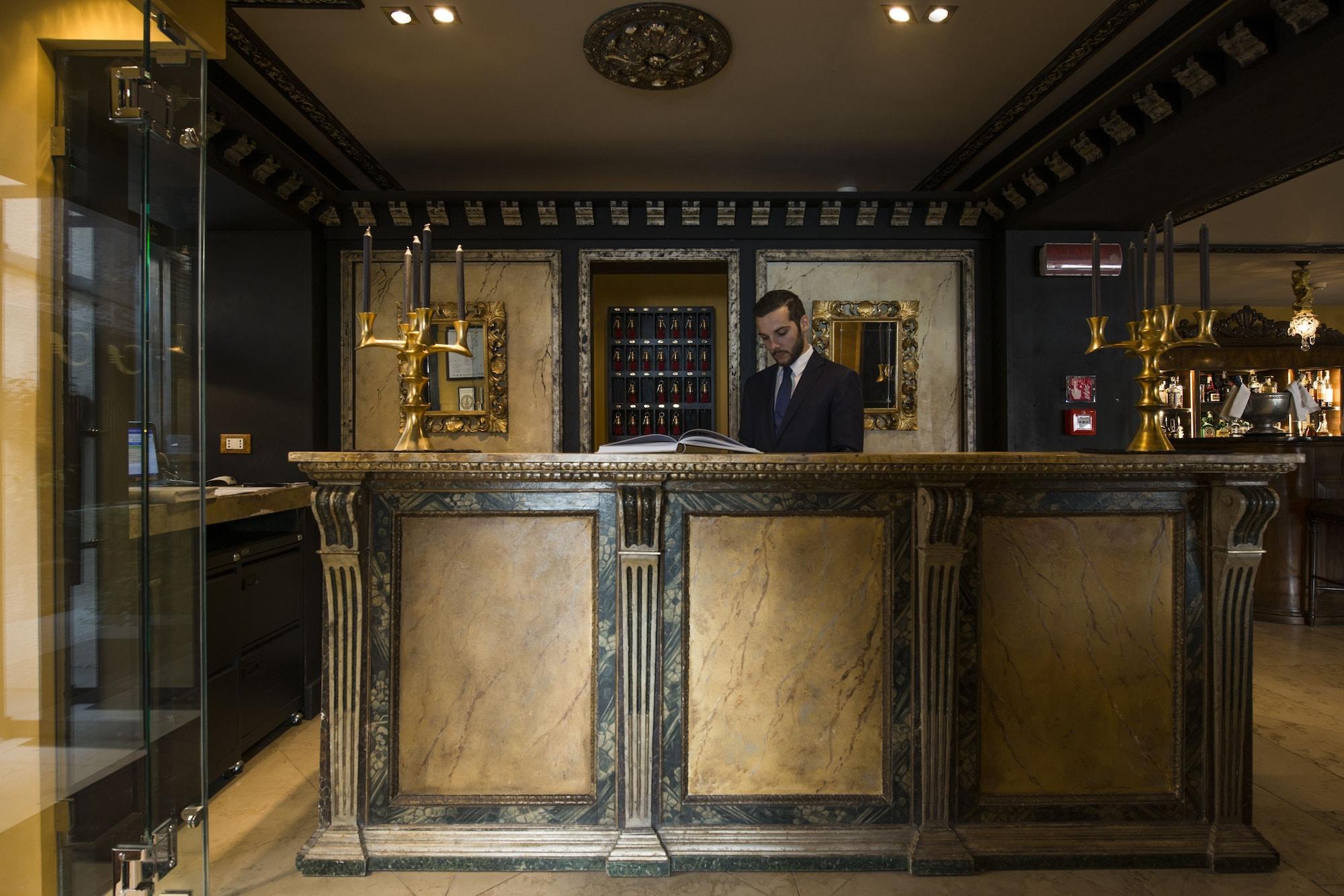 La Calcina Suites - photo