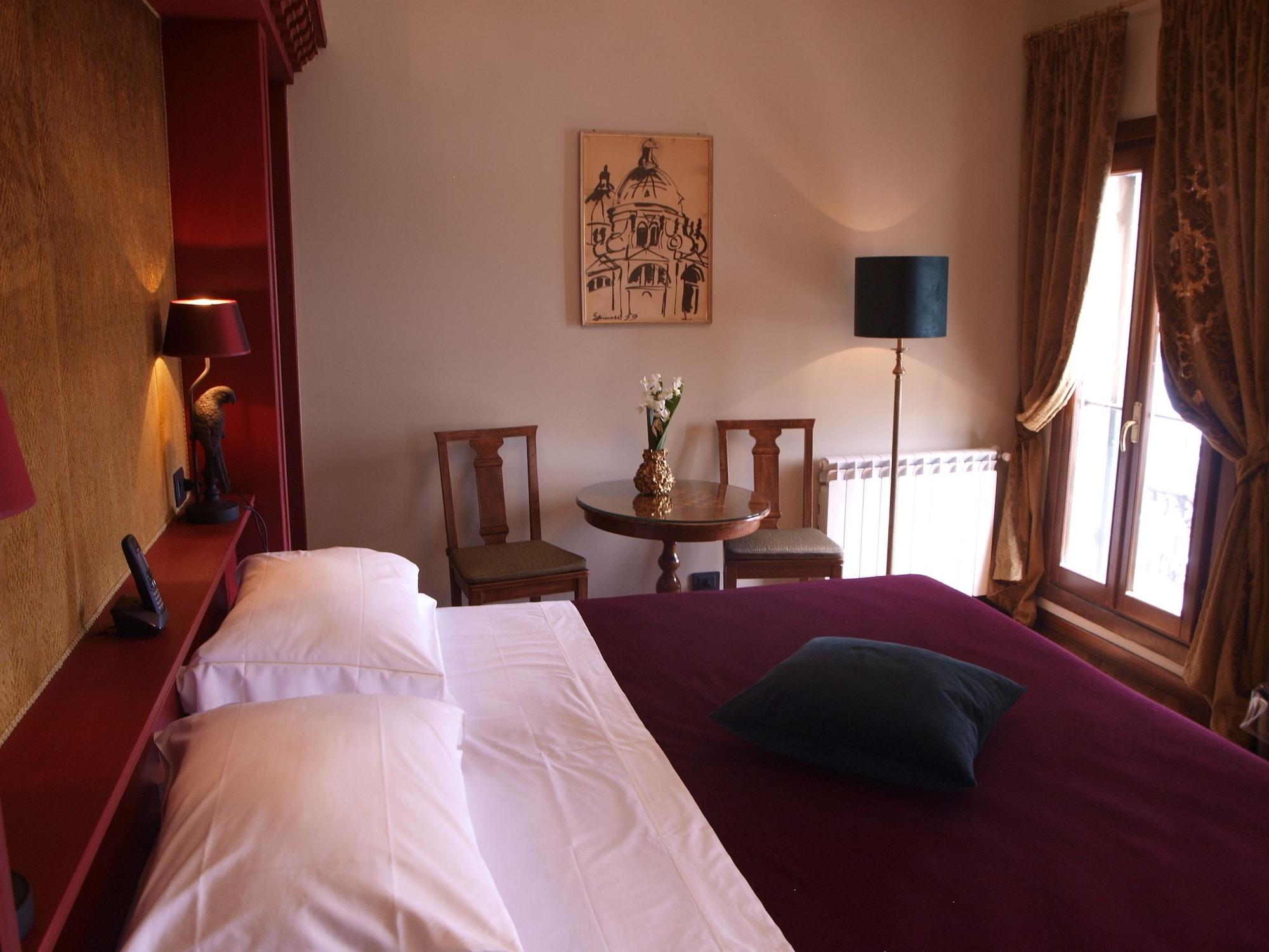 Hotel La Calcina by null