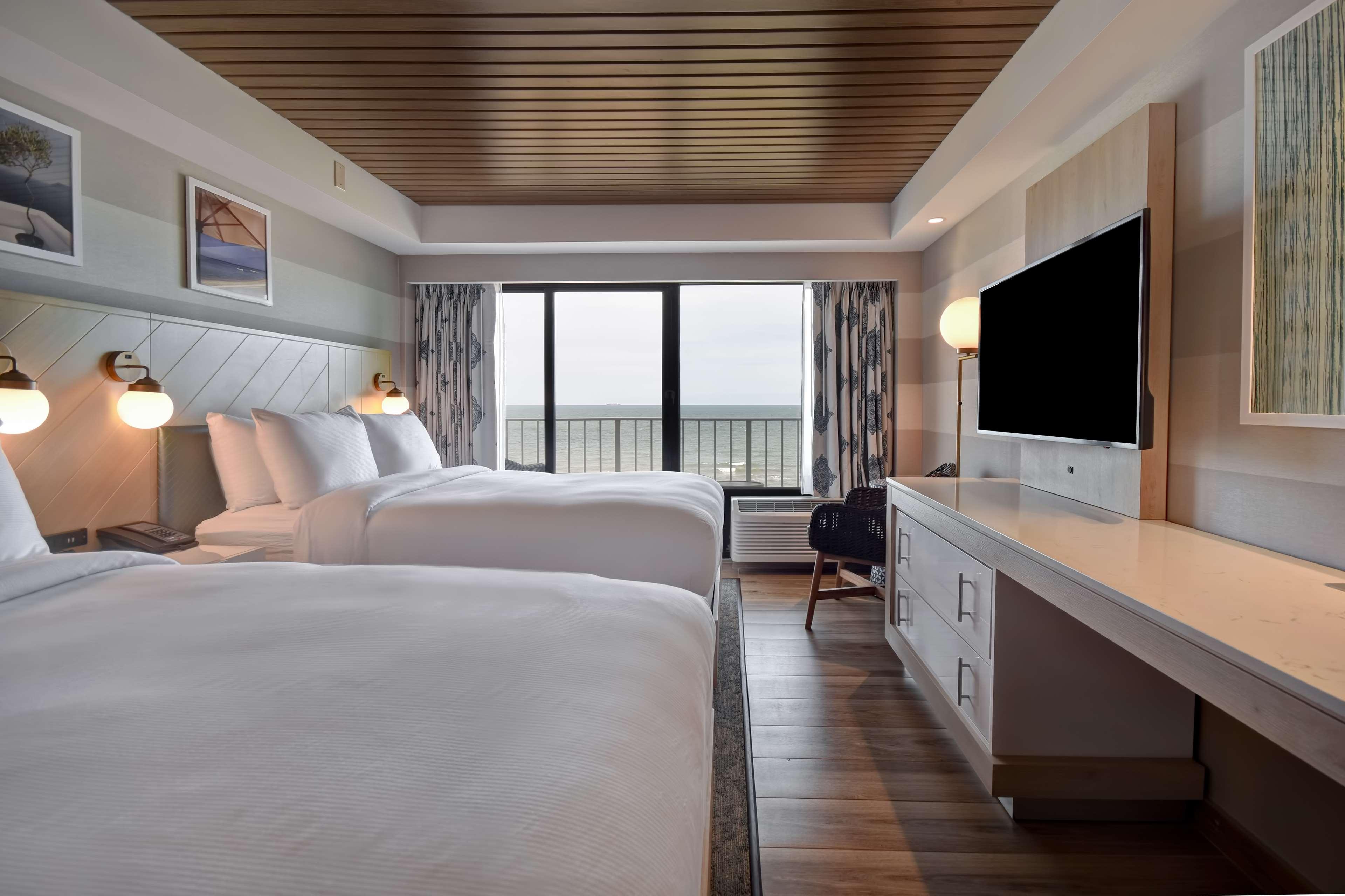 DoubleTree by Hilton Virginia Beach Oceanfront Sou