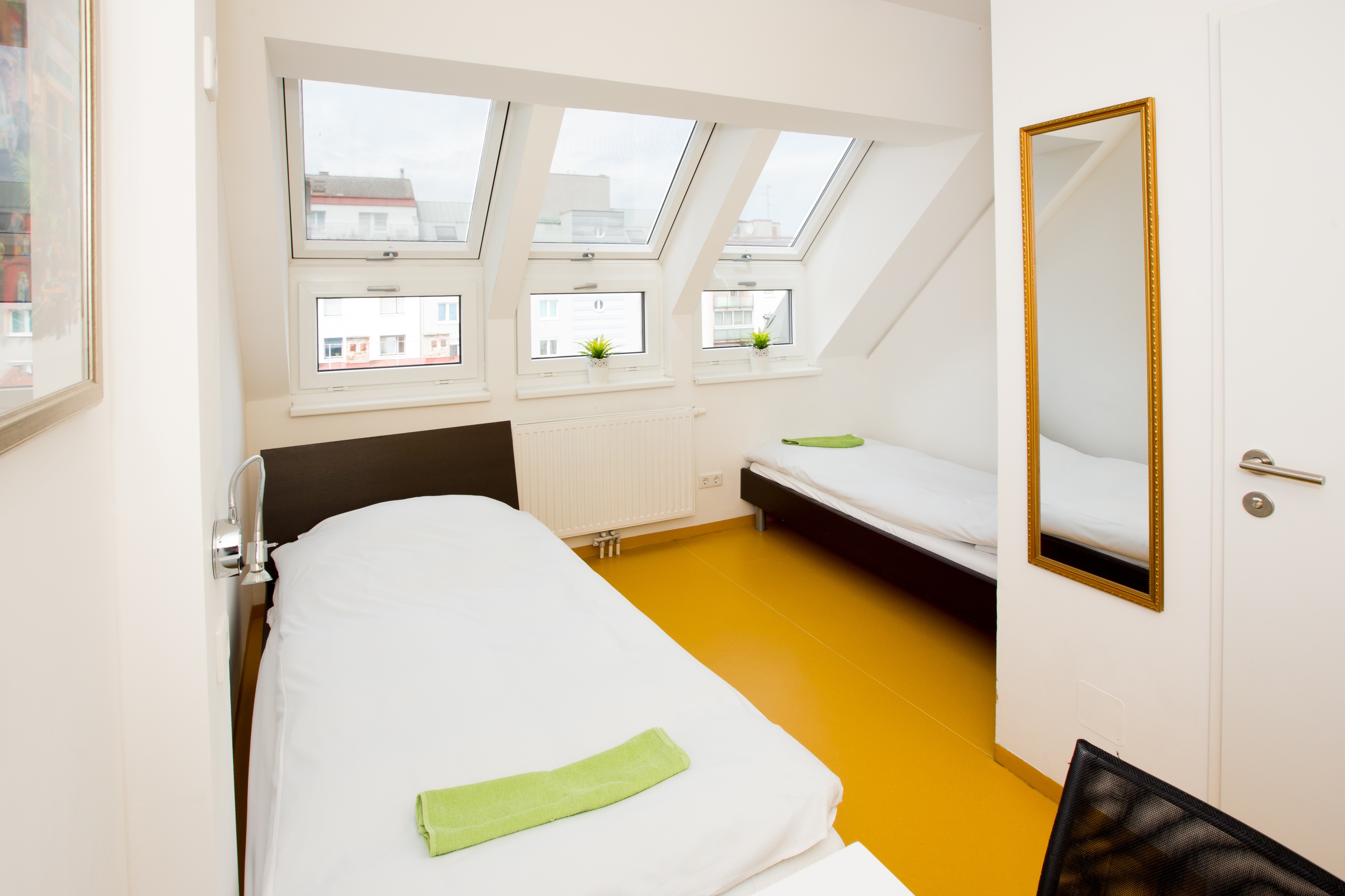 Quad room