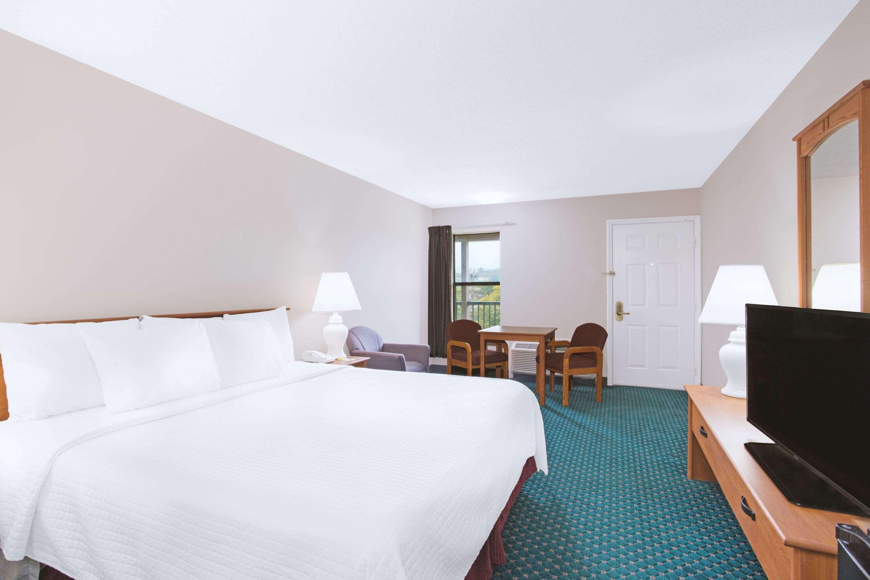Days Inn by Wyndham Wytheville