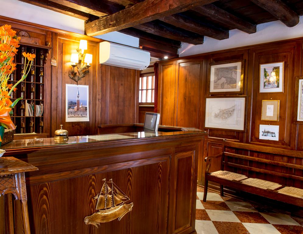 Agli Alboretti - nuotrauka