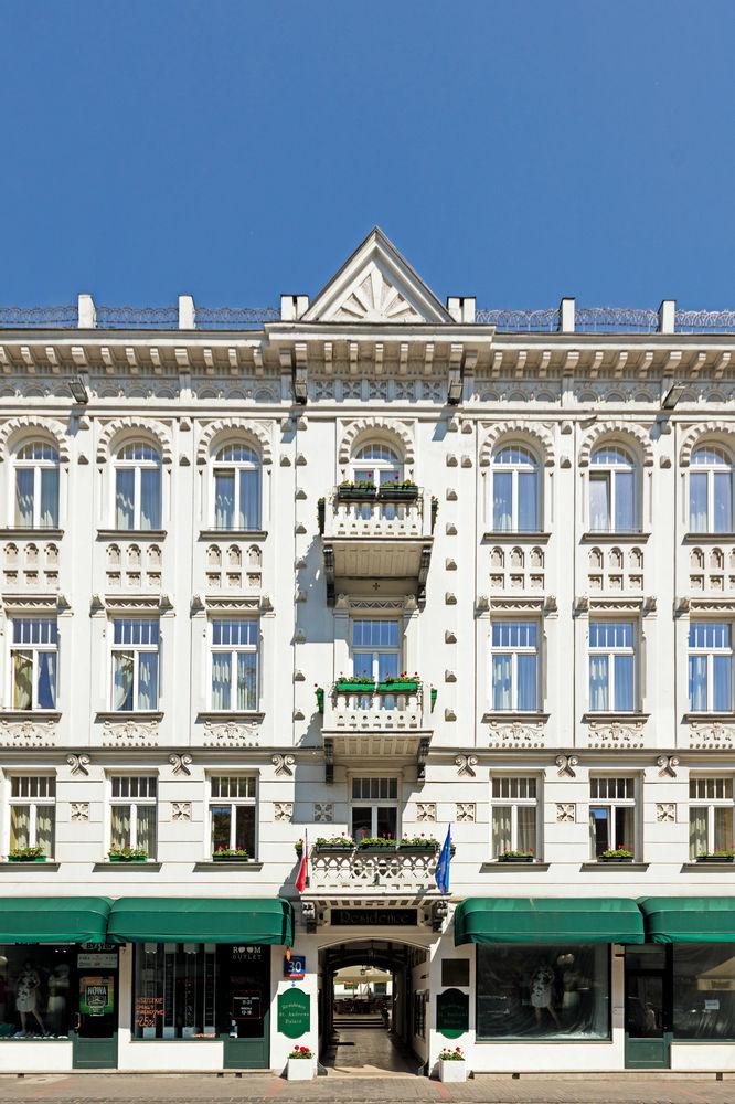 Residence Hotel St. Andrew's Palace Warsaw by null