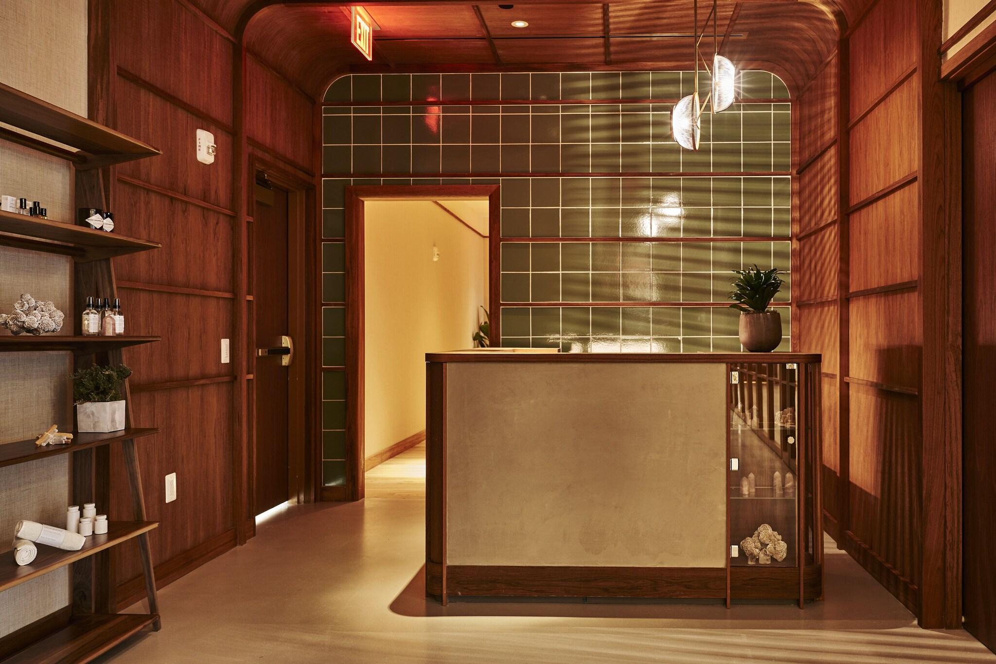 Eaton DC by null Eaton DC by null