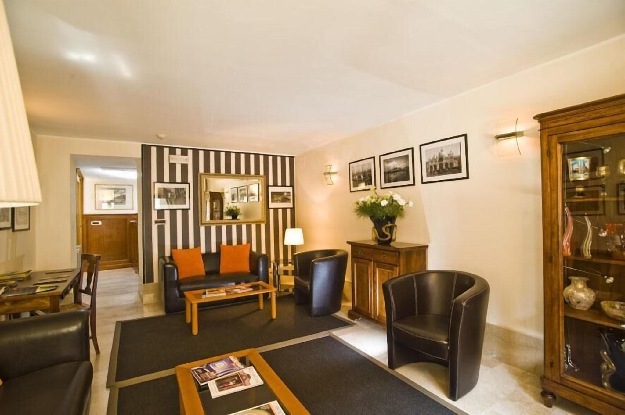 La Locandiera - photo