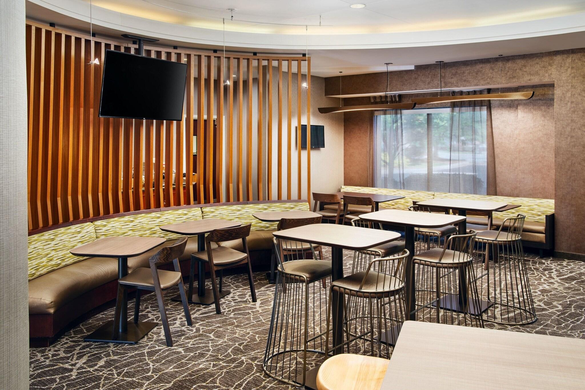 SpringHill Suites Richmond Northwest