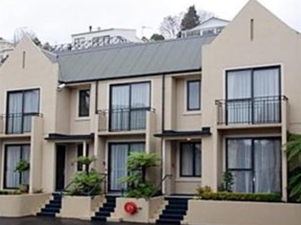 Motel On York by null