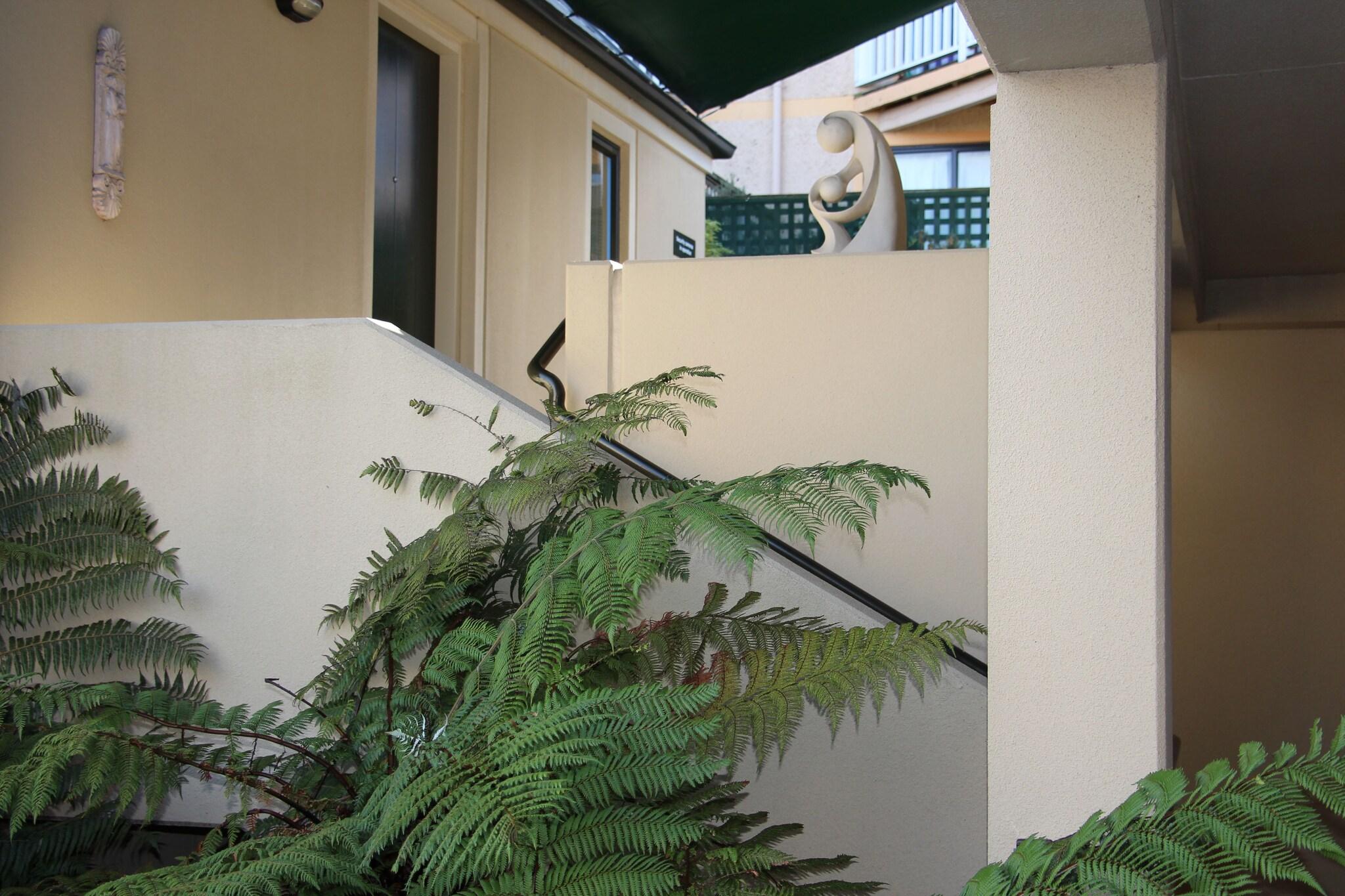 Motel On York by null