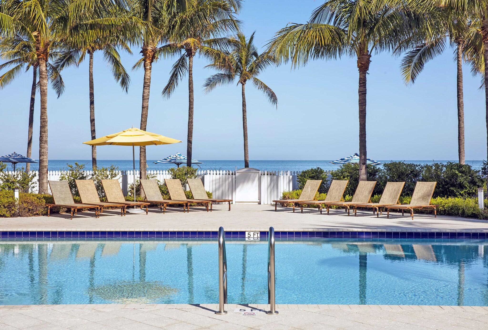 Tranquility Bay Beachfront Resort by null