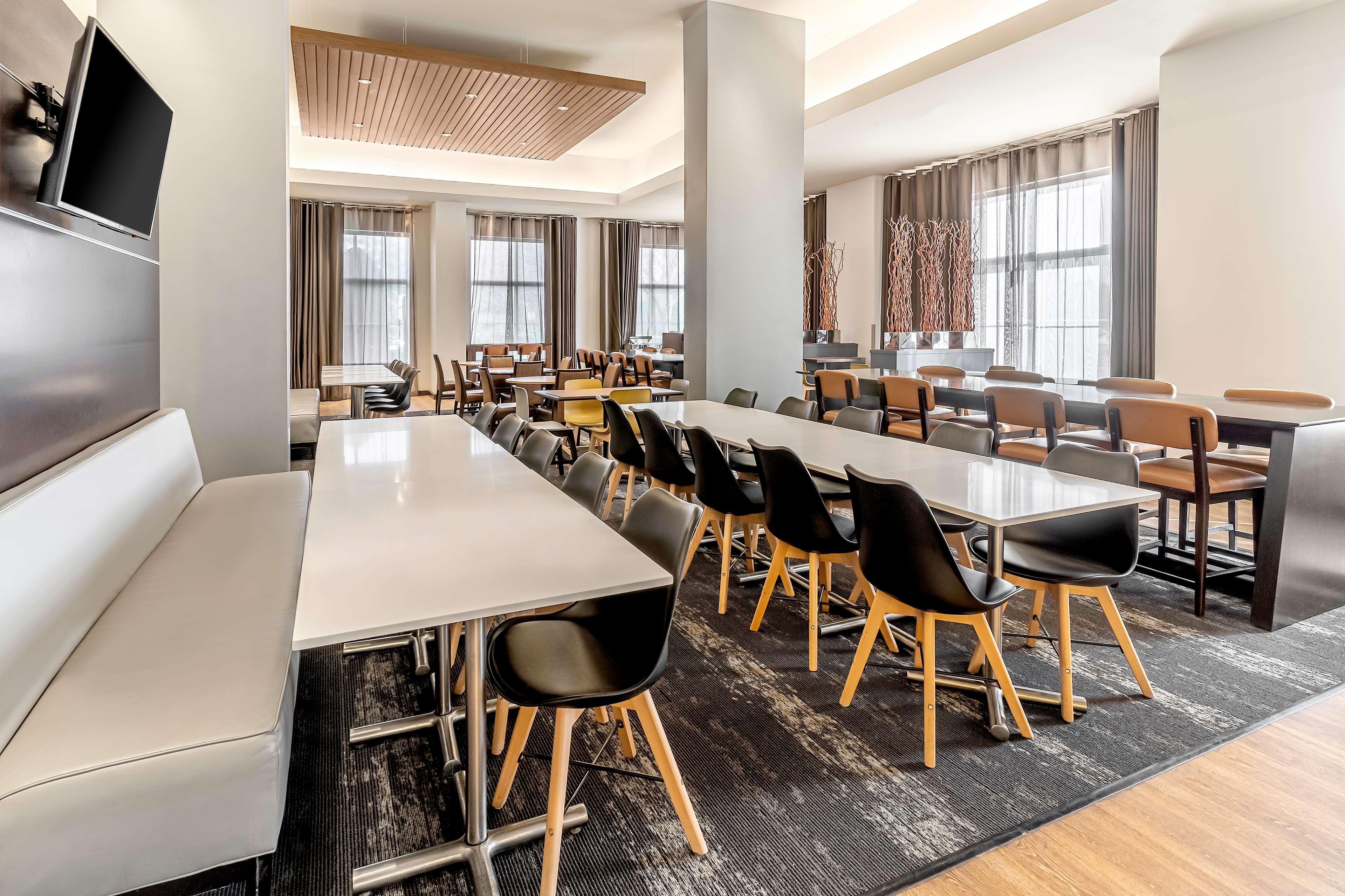 Hyatt House Richmond / Short Pump