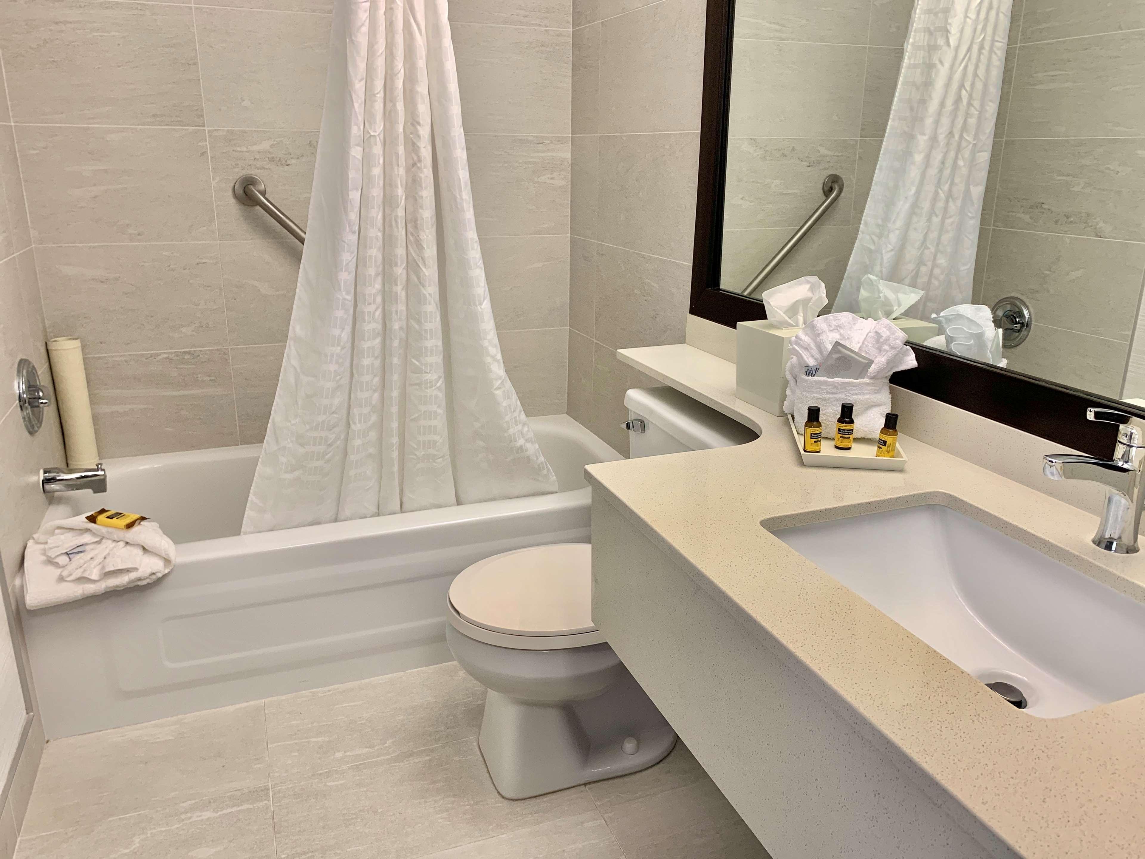Best Western Plus Regency Inn & Conference Centre