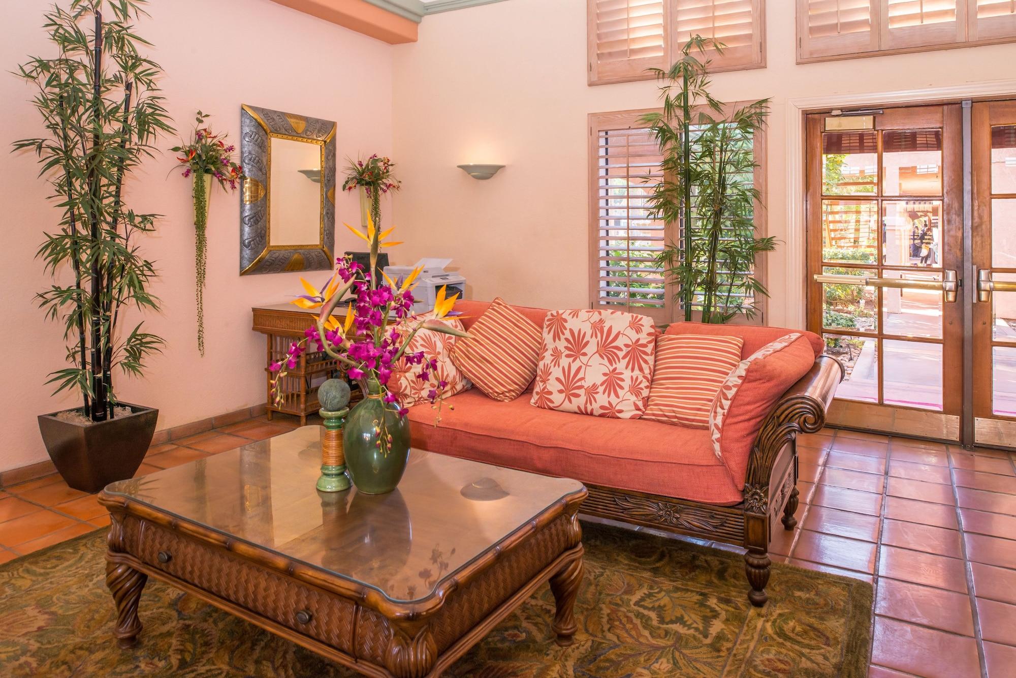 La Fuente Inn & Suites by null