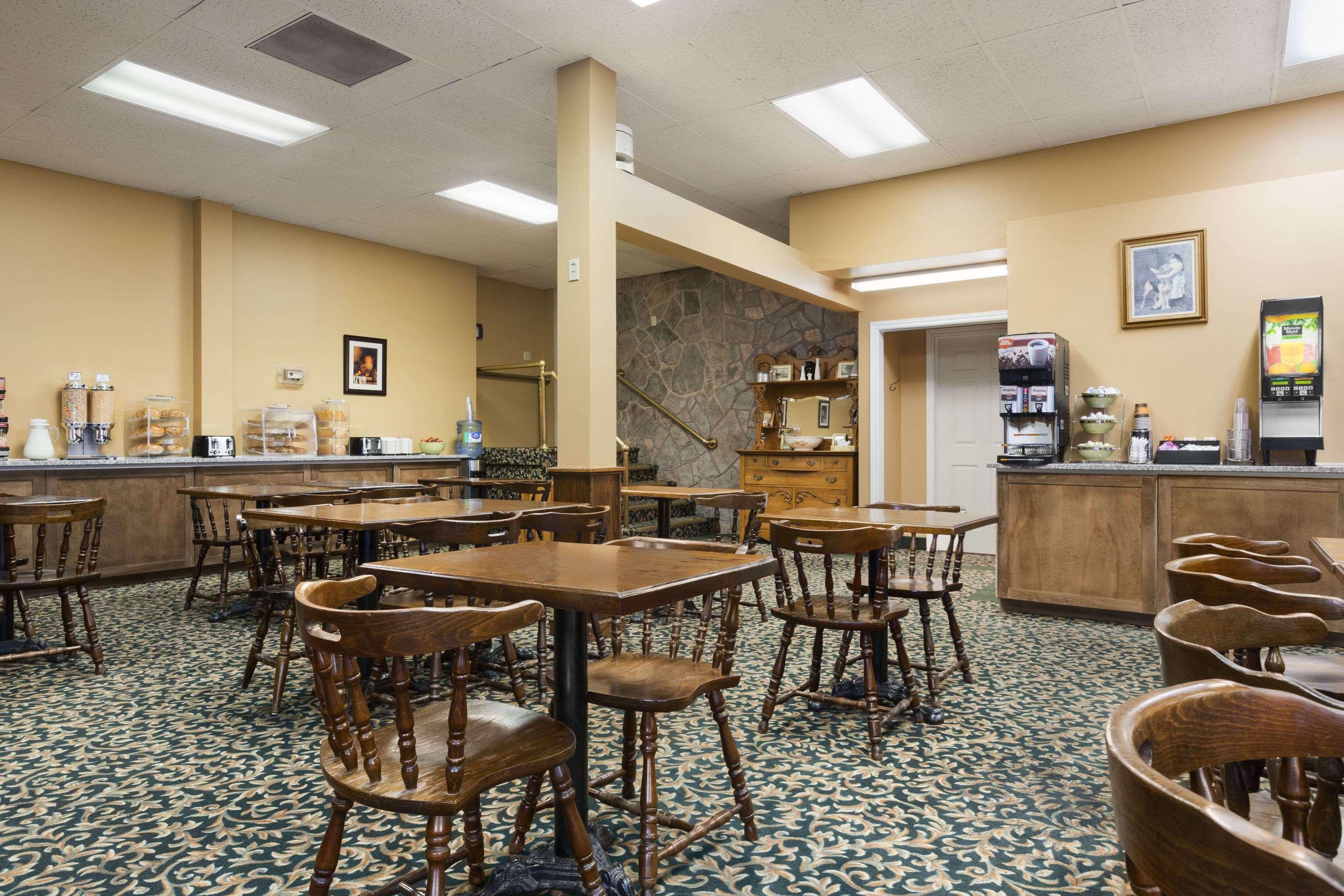Days Inn By Wyndham Brockville
