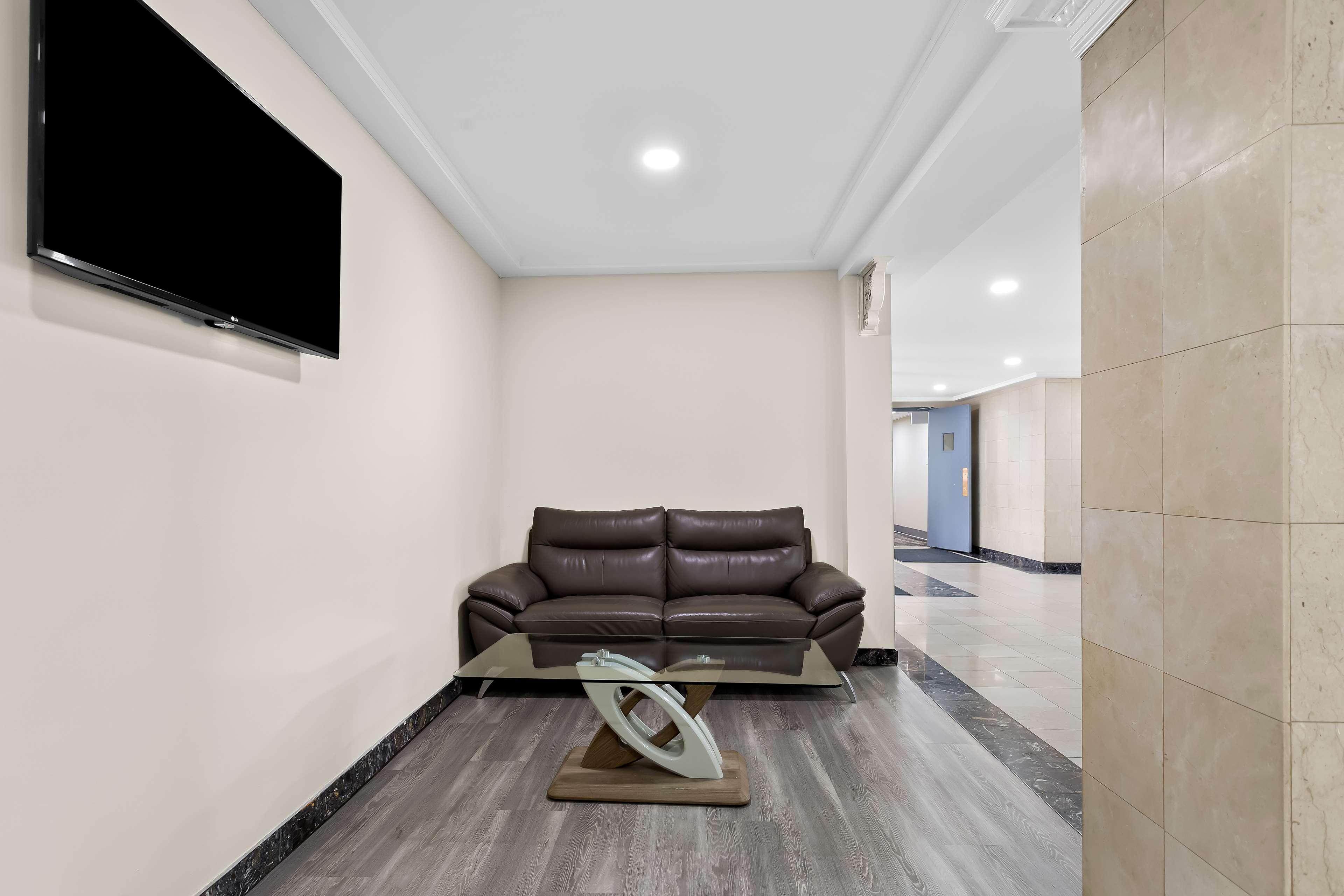 Surestay Plus By Best Western Windsor