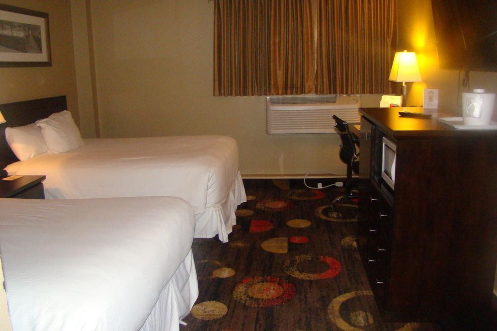 Stonebridge Hotel Fort McMurray