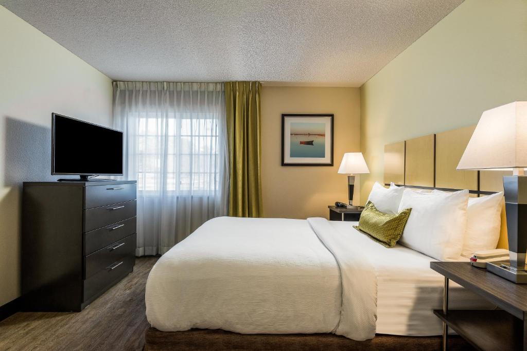 Candlewood Suites Richmond West End Short Pump