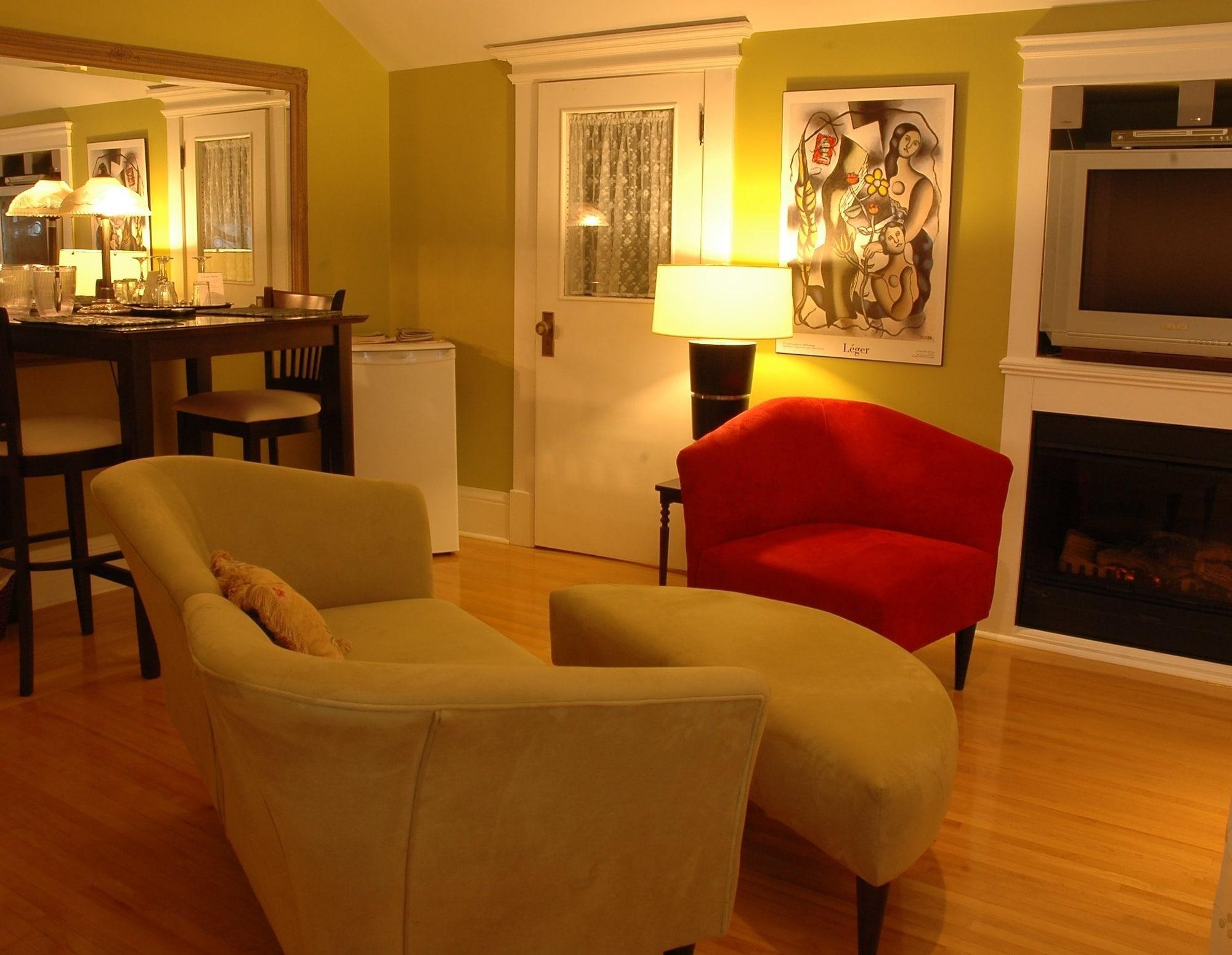 Leaside Manor Suites & Executive Apartments by null