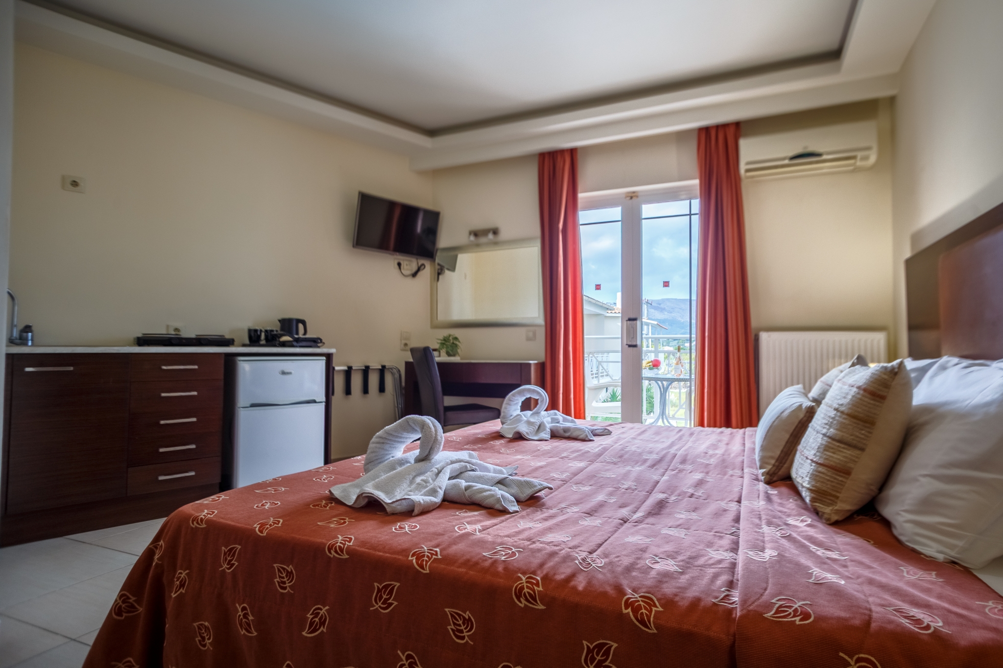 Vivian Hotel - фото