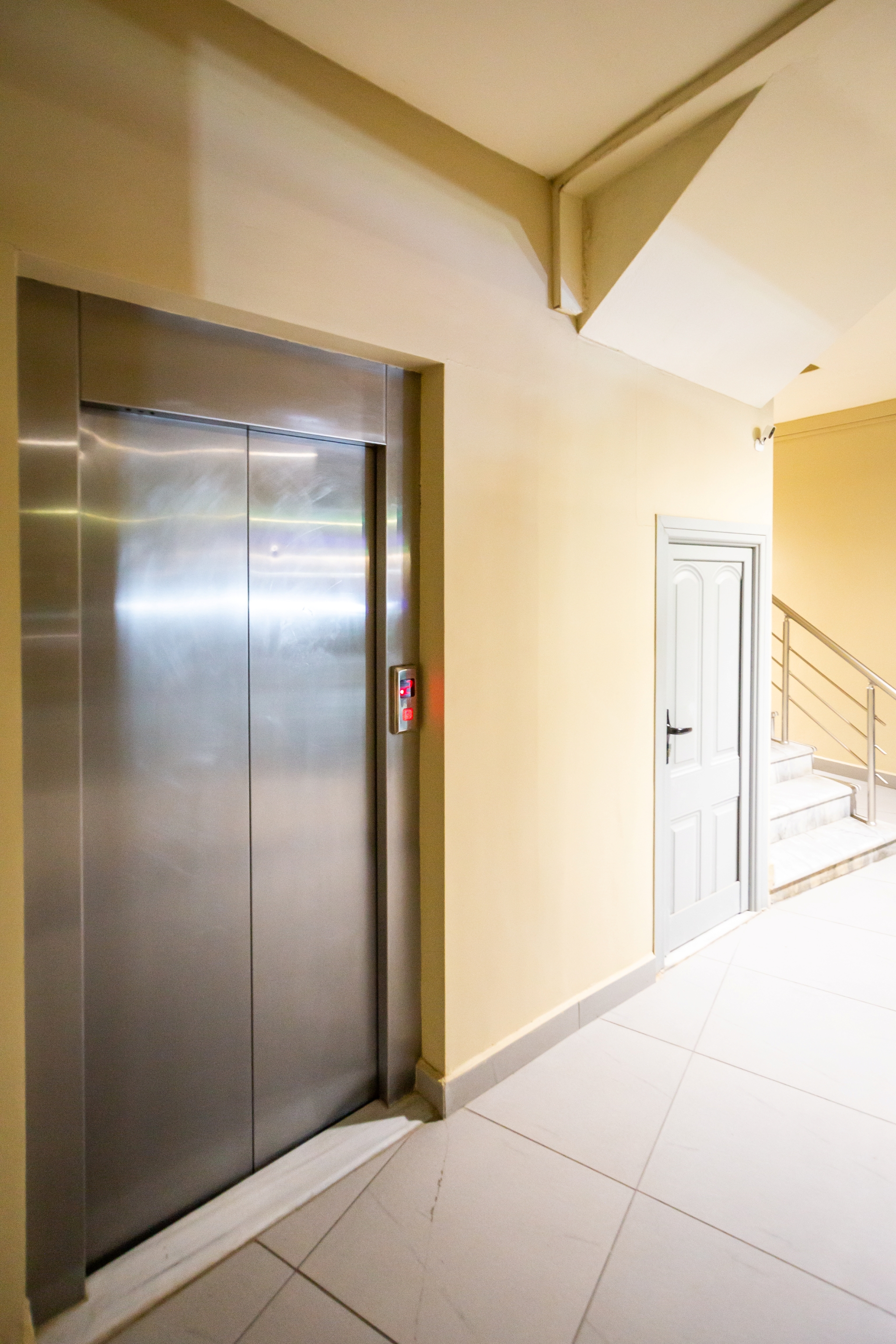 Vivian Hotel - фото