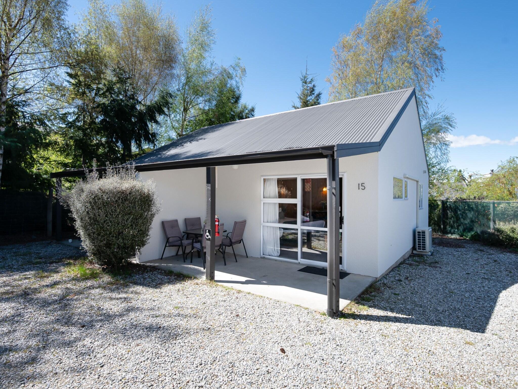 Archway Motel & Chalets