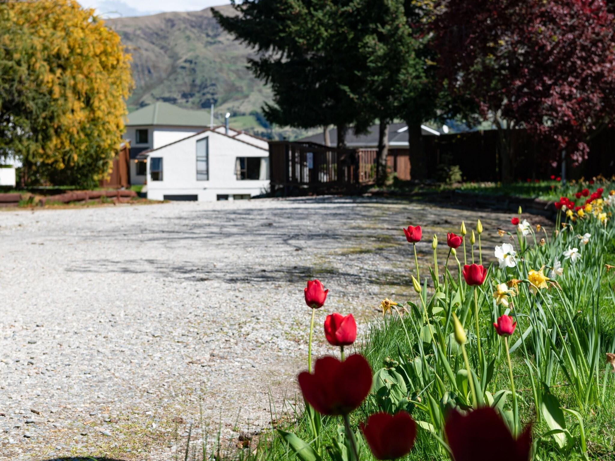 Archway Motels & Chalets by null