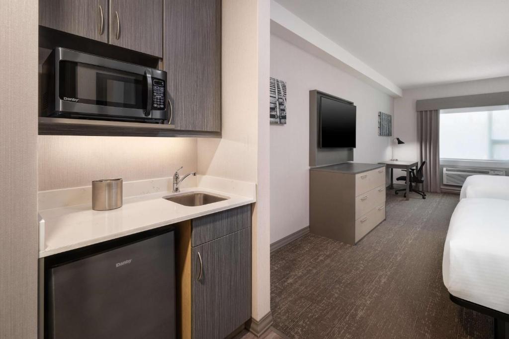 Travelodge by Wyndham Prince George by null