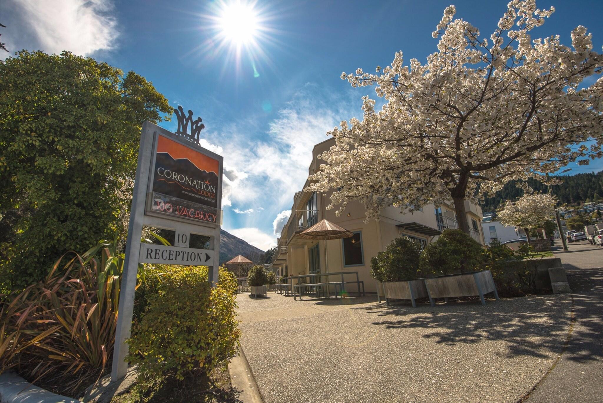 Coronation Lodge by null