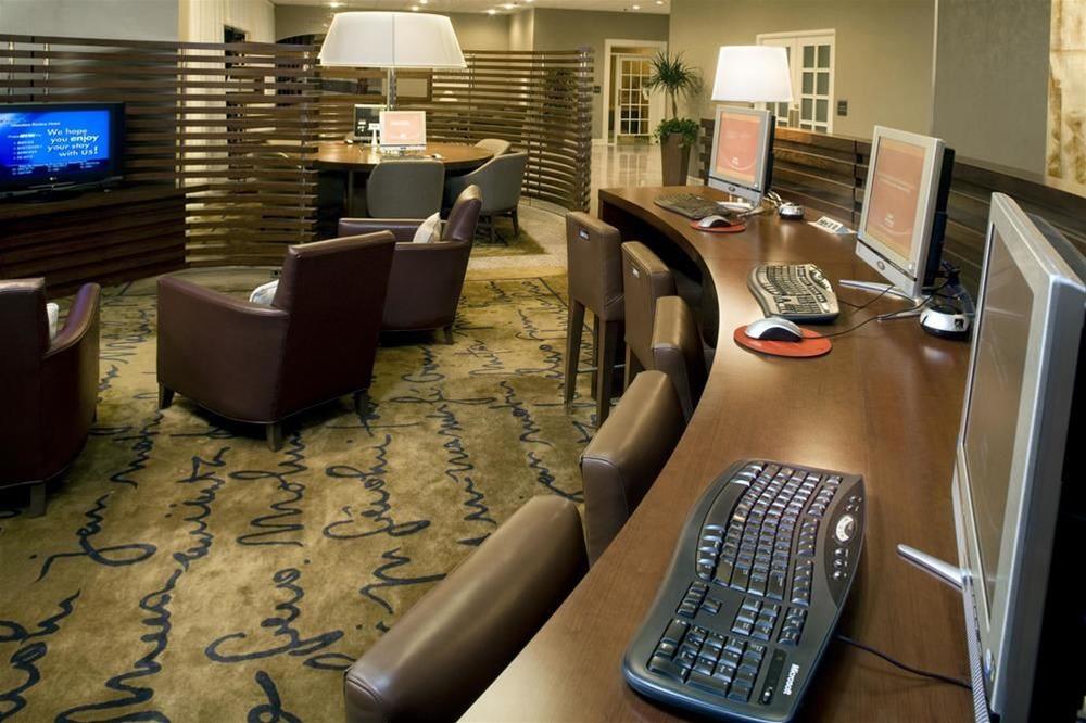 Sheraton Reston Hotel by null