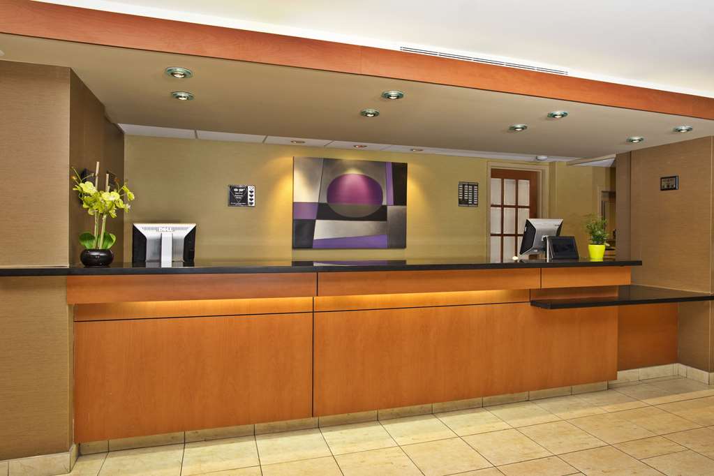 Radisson Hotel Sudbury by null