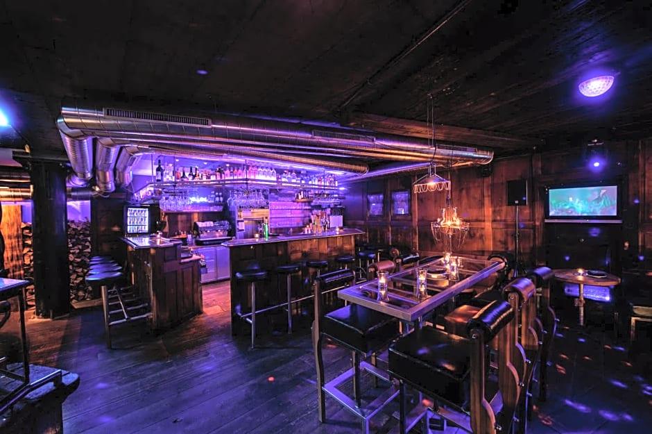 Backstage Hotel Vernissage by null