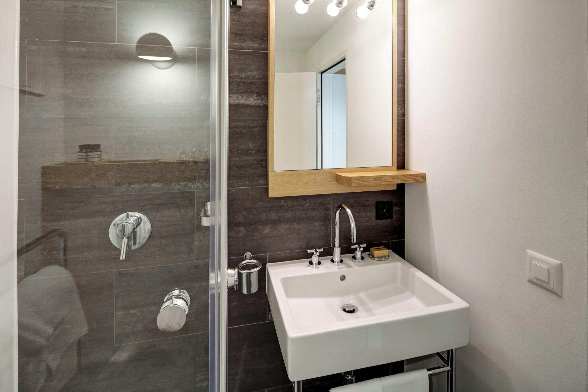 THE OMNIA by null THE OMNIA by null