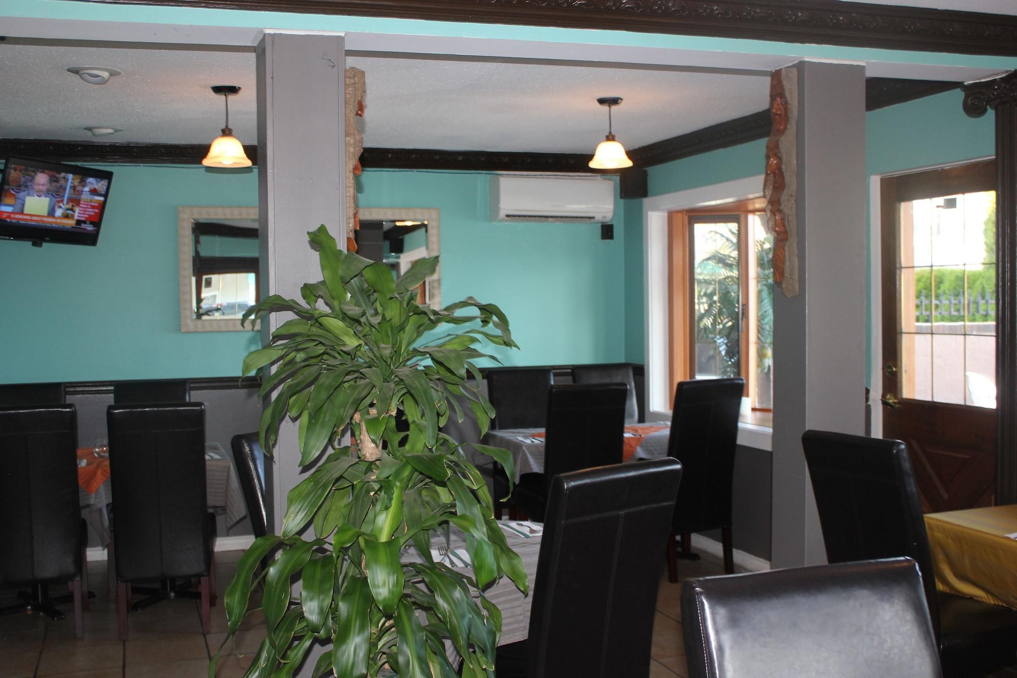 Tiki Shores Inn & Suites by null