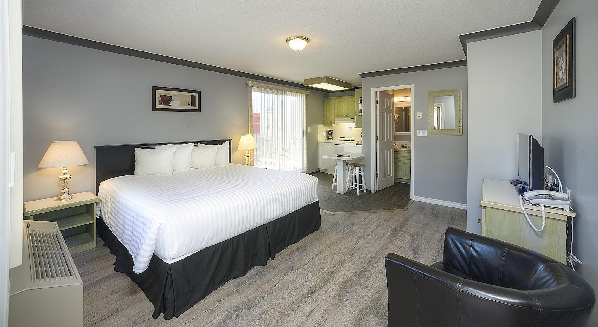 Tiki Shores Inn & Suites by null