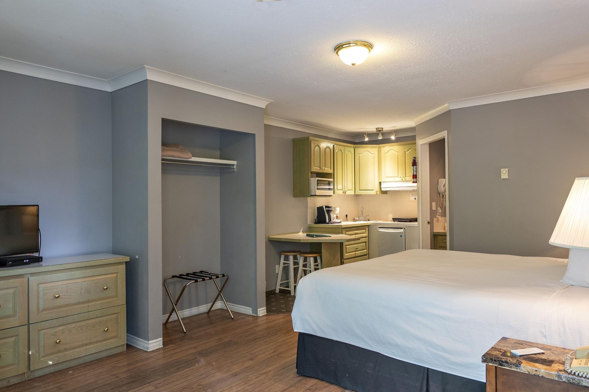 Tiki Shores Inn & Suites by null