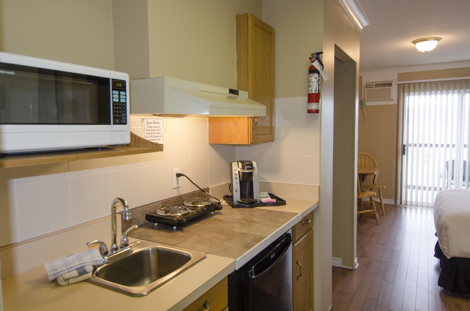 Tiki Shores Inn & Suites by null